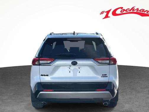 2022 Toyota RAV4 Hybrid SE