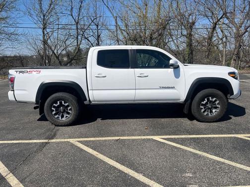 Ice Cap 2023 Toyota Tacoma TRD Off Road