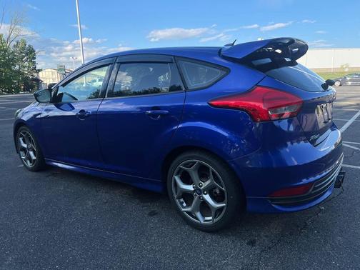 Performance Blue 2015 Ford Focus ST