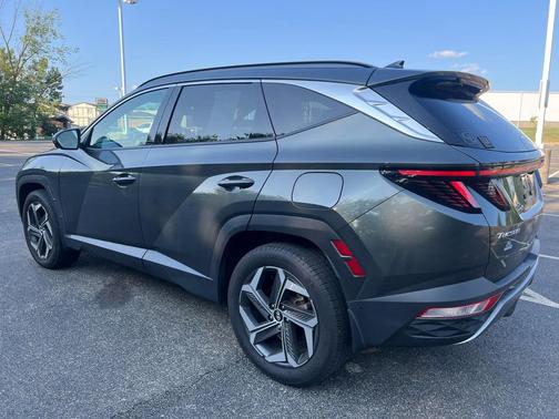 Amazon Gray 2023 Hyundai TUCSON Limited