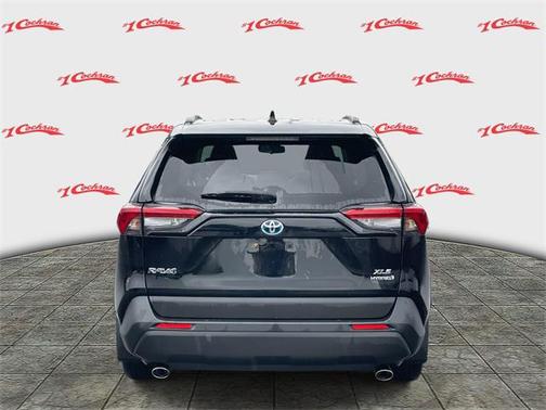 2022 Toyota RAV4 Hybrid XLE Premium