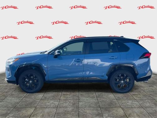 2022 Toyota RAV4 Hybrid SE