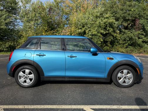 2015 MINI Hardtop Cooper