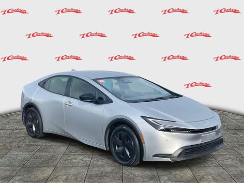 2025 Toyota Prius LE