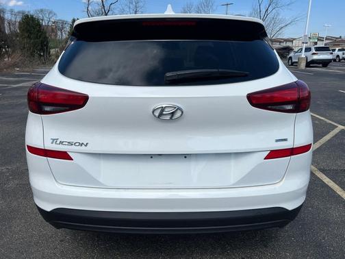 White Cream 2021 Hyundai TUCSON Value