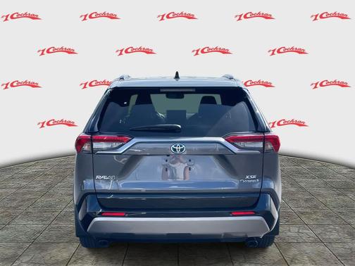 2022 Toyota RAV4 Hybrid SE