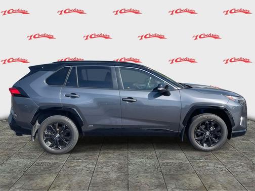 2022 Toyota RAV4 Hybrid SE
