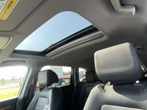 Platinum White Pearl 2022 Honda CR-V AWD Touring