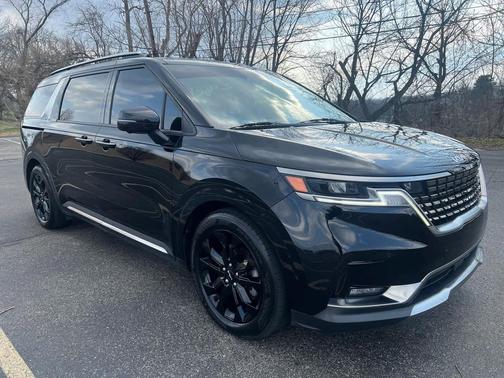 2024 Kia Carnival SX