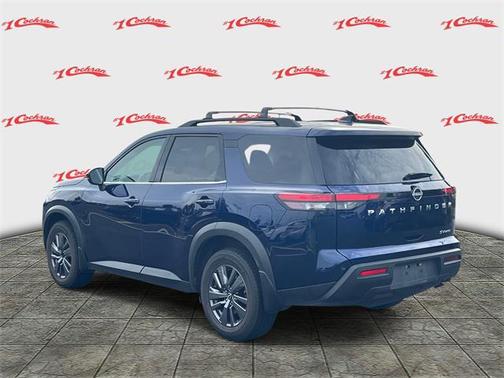 2022 Nissan Pathfinder SV 4WD
