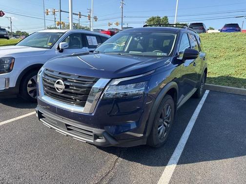 2022 Nissan Pathfinder SV 4WD