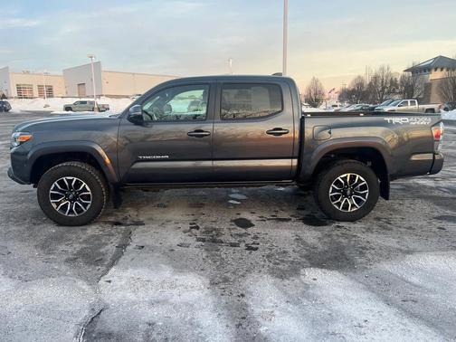2020 Toyota Tacoma TRD Sport