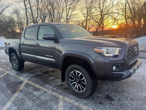 2020 Toyota Tacoma TRD Sport