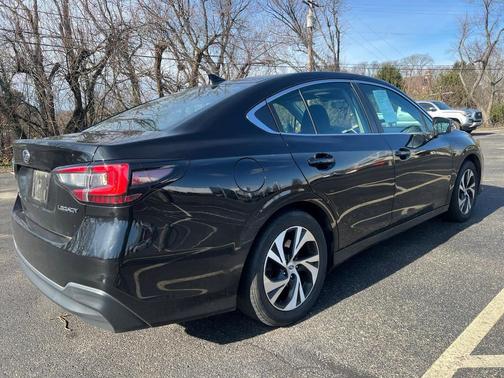 2022 Subaru Legacy Premium