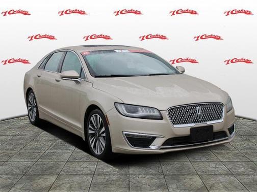 Photo 1 of 32 of 2017 Lincoln MKZ Reserve