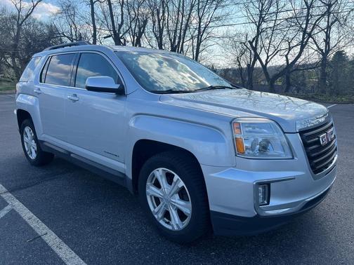 Quicksilver Metallic 2017 GMC Terrain SLE-2