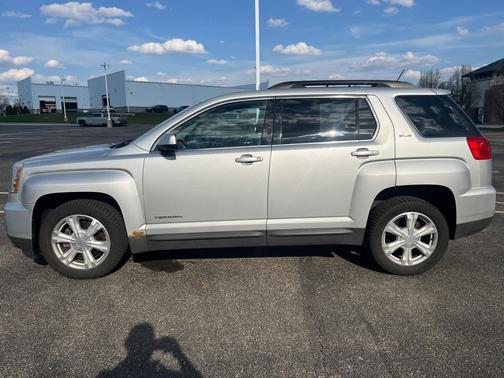 Quicksilver Metallic 2017 GMC Terrain SLE-2