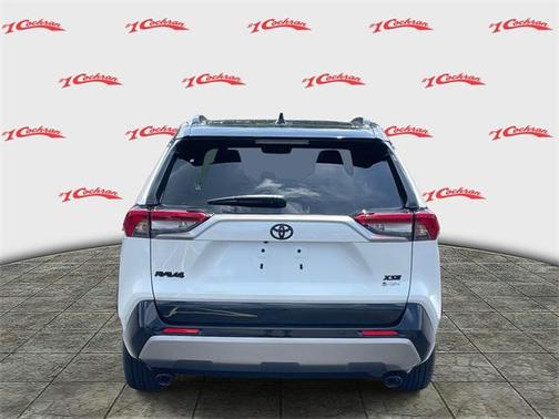 2025 Toyota RAV4 Hybrid SE