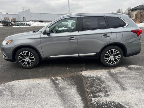 2016 Mitsubishi Outlander GT