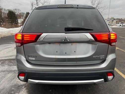 2016 Mitsubishi Outlander GT