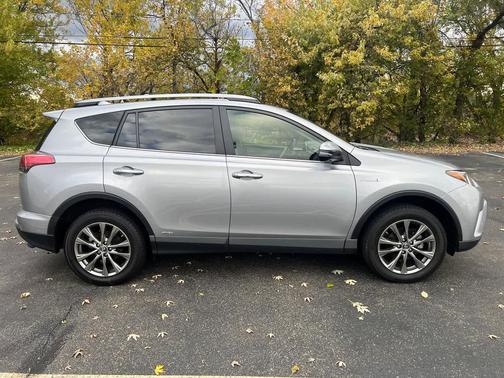 2018 Toyota RAV4 Hybrid Limited