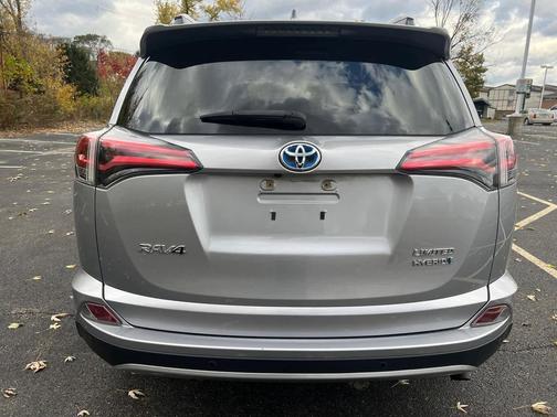 2018 Toyota RAV4 Hybrid Limited