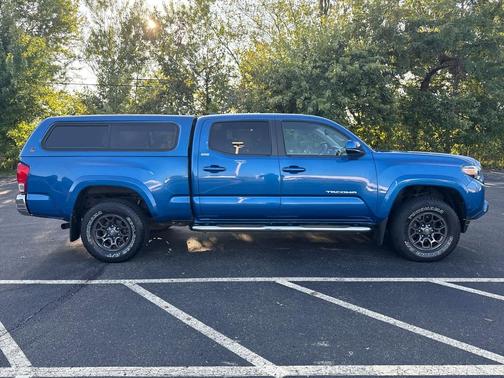 2017 Toyota Tacoma SR5