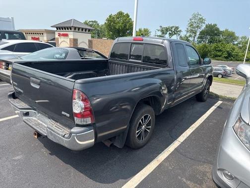 2014 Toyota Tacoma Base
