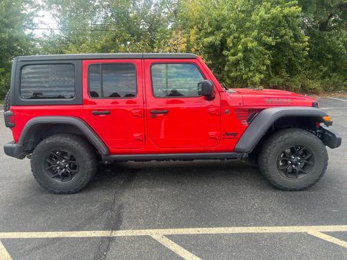 2024 Jeep Wrangler Willys