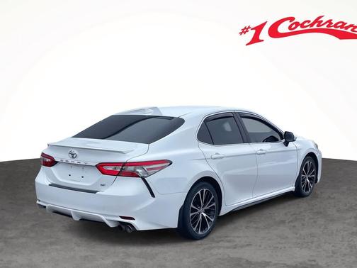 2019 Toyota Camry SE