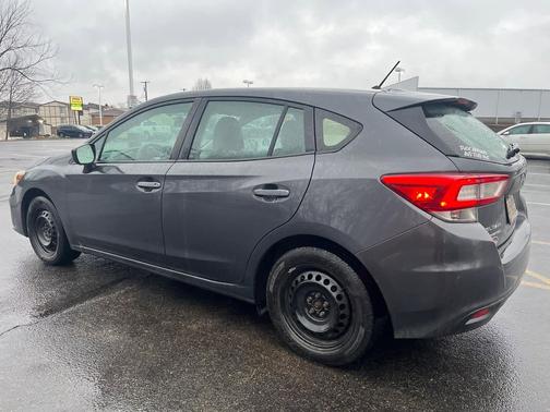 2019 Subaru Impreza 2.0i
