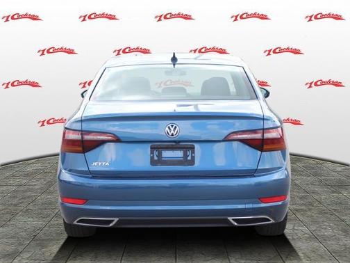 Photo 4 of 32 of 2019 Volkswagen Jetta 1.4T SEL Premium