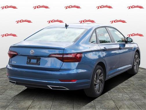 Photo 3 of 32 of 2019 Volkswagen Jetta 1.4T SEL Premium