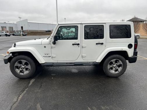 2018 Jeep Wrangler JK Unlimited Sahara