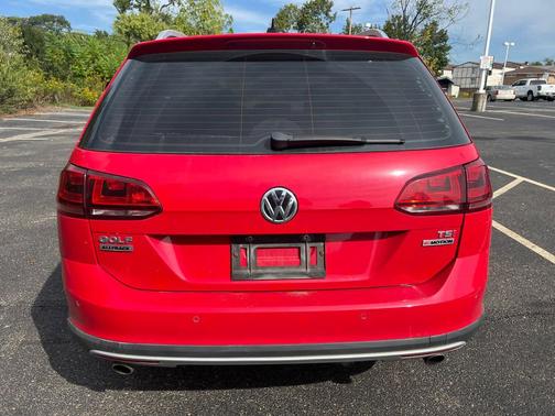 2017 Volkswagen Golf Alltrack TSI SE