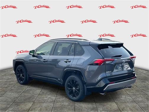 2022 Toyota RAV4 Hybrid SE