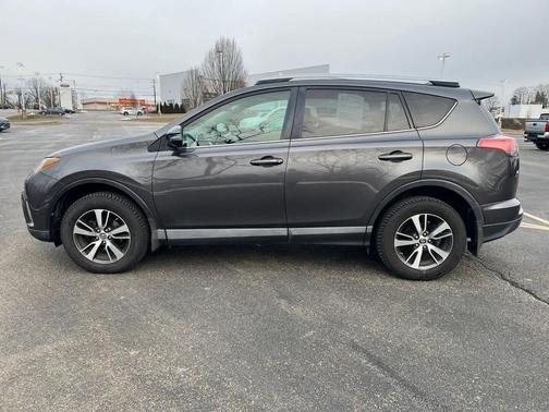 2016 Toyota RAV4 XLE