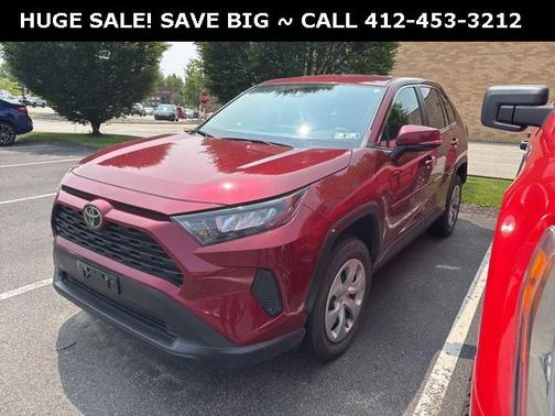 2022 Toyota RAV4 LE