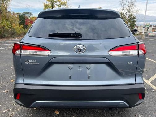 2022 Toyota Corolla Cross LE