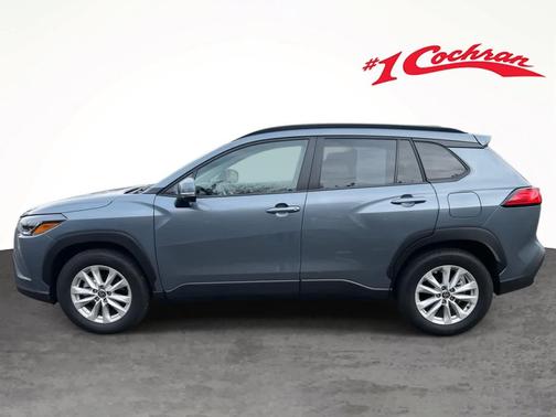 2022 Toyota Corolla Cross LE