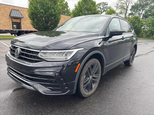 2022 Volkswagen Tiguan 2.0T SE R-Line Black 4MOTION