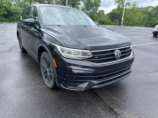 2022 Volkswagen Tiguan 2.0T SE R-Line Black 4MOTION