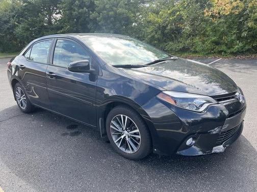 2016 Toyota Corolla LE Premium