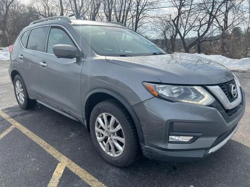2017 Nissan Rogue SV