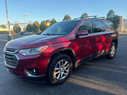 2021 Chevrolet Traverse LT Cloth