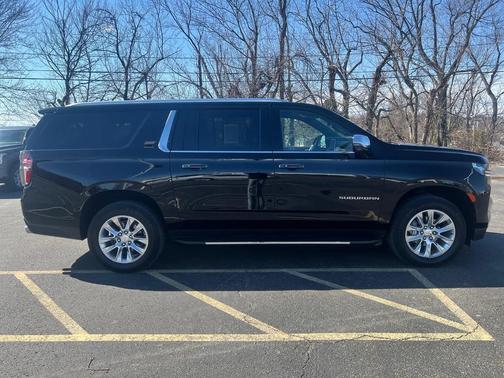2021 Chevrolet Suburban Premier