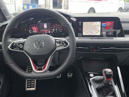 Opal White Pearl 2023 Volkswagen Golf GTI 1.4T TSI