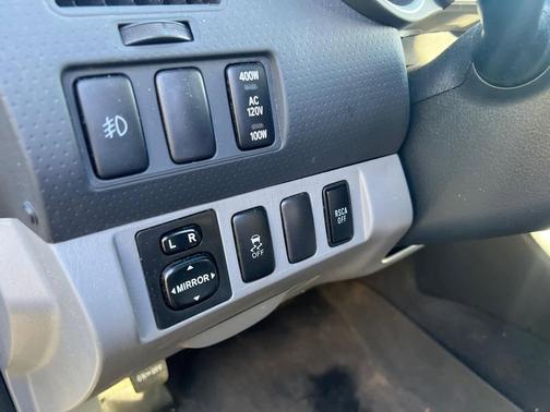 2015 Toyota Tacoma Base