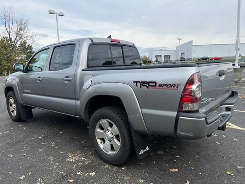 2015 Toyota Tacoma Base