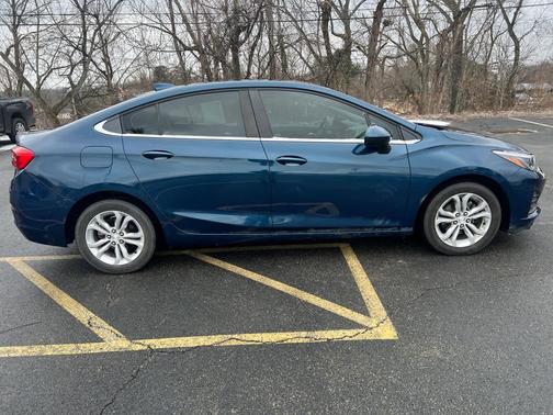 2019 Chevrolet Cruze LT